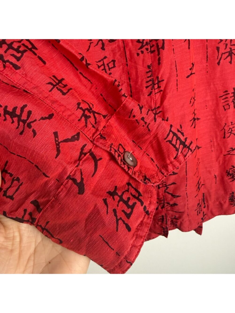 Vintage Chico's Silk Linen Button Up Blouse Chinese Characters Red Size 1/M - Picture 8 of 8